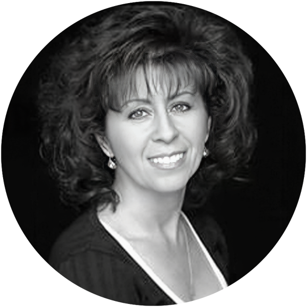 Ruby Valdez, Associate Broker