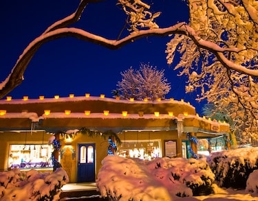 Holidays, New Mexico, Taos historic district with holiday decorations