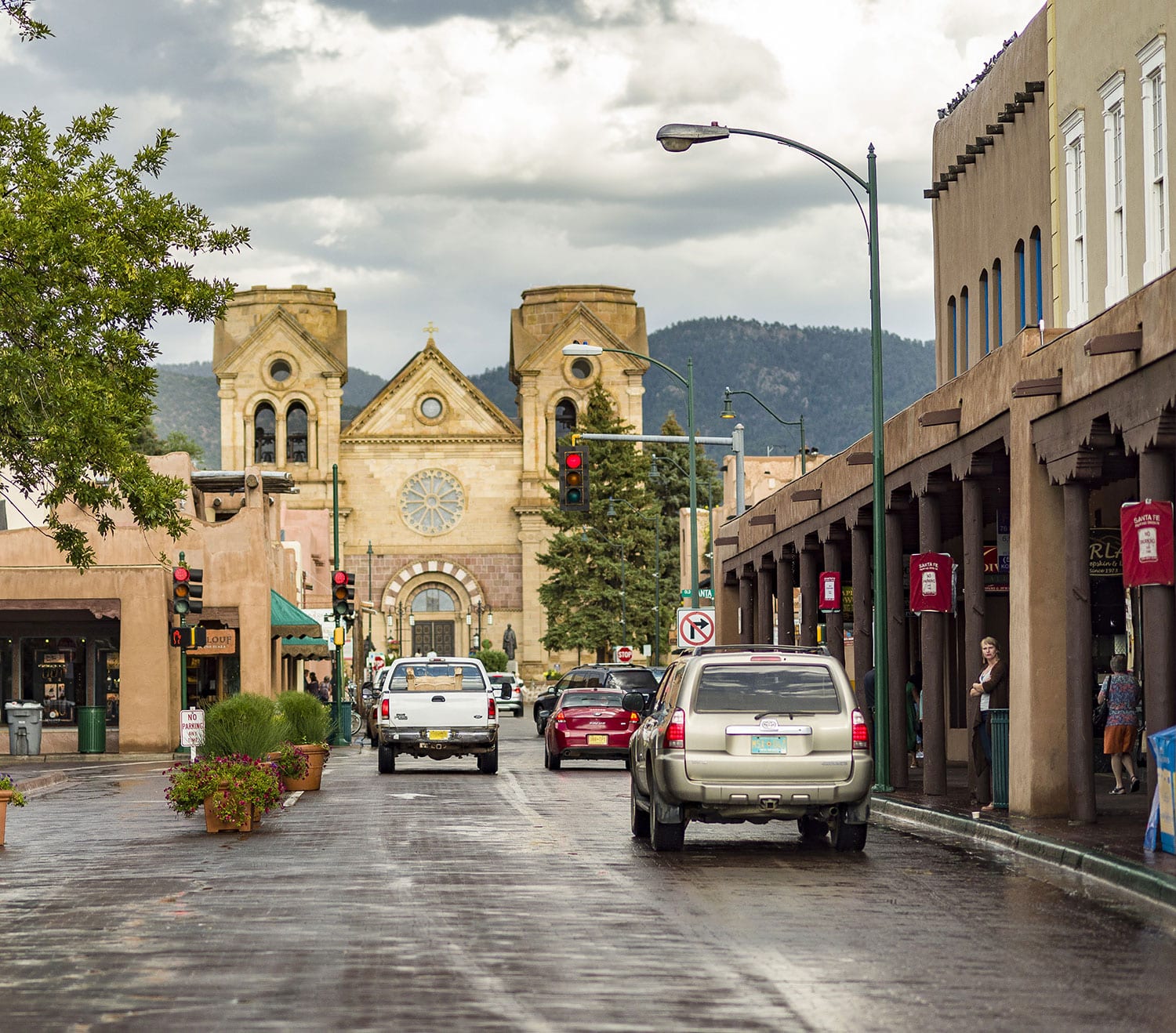 San Francisco Street, Santa Fe, New Mexico with St. Francis Basilica in the background.