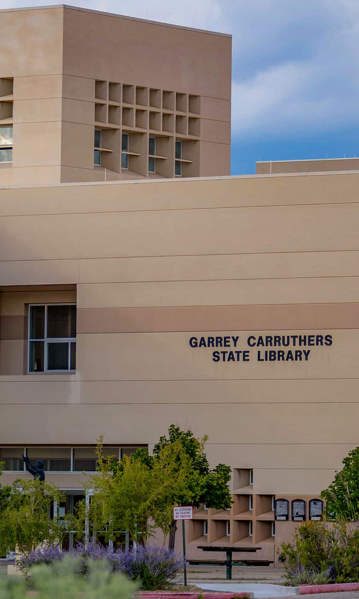Side of the Garrey Carruthers State Library in Santa Fe.